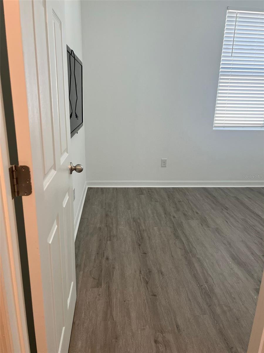 LAKE DENHAM ESTATES - Residential