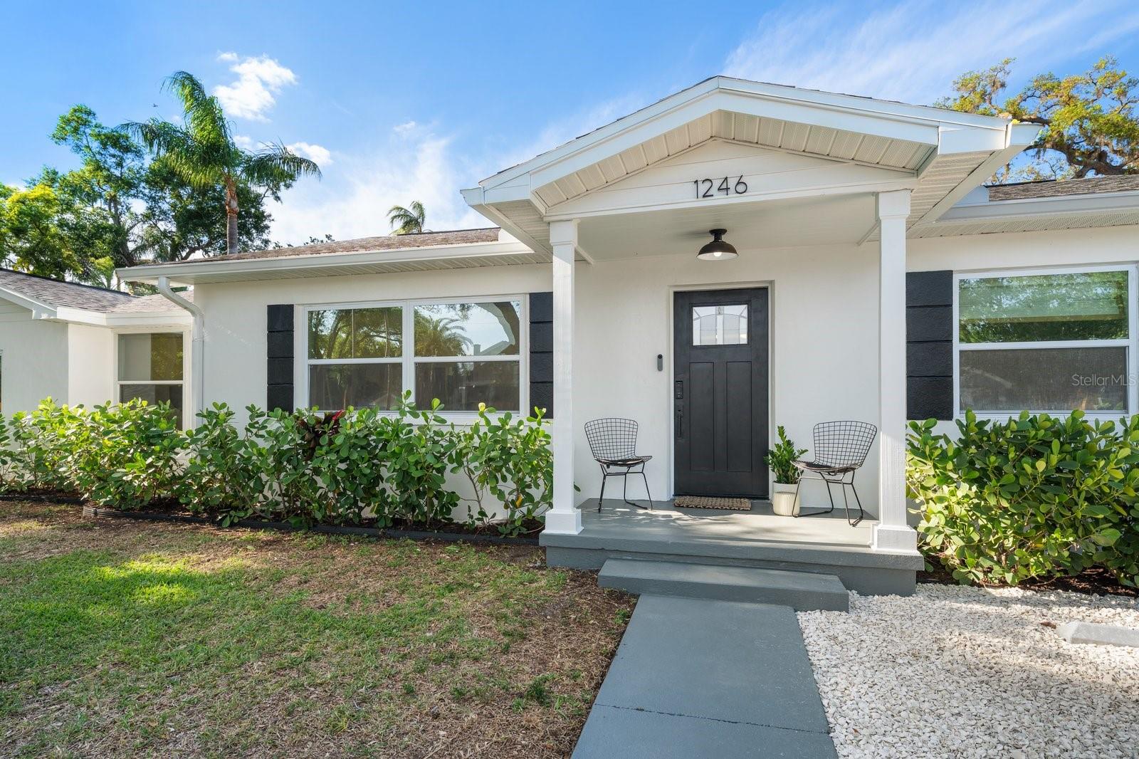 SHADOW LAWN - Residential