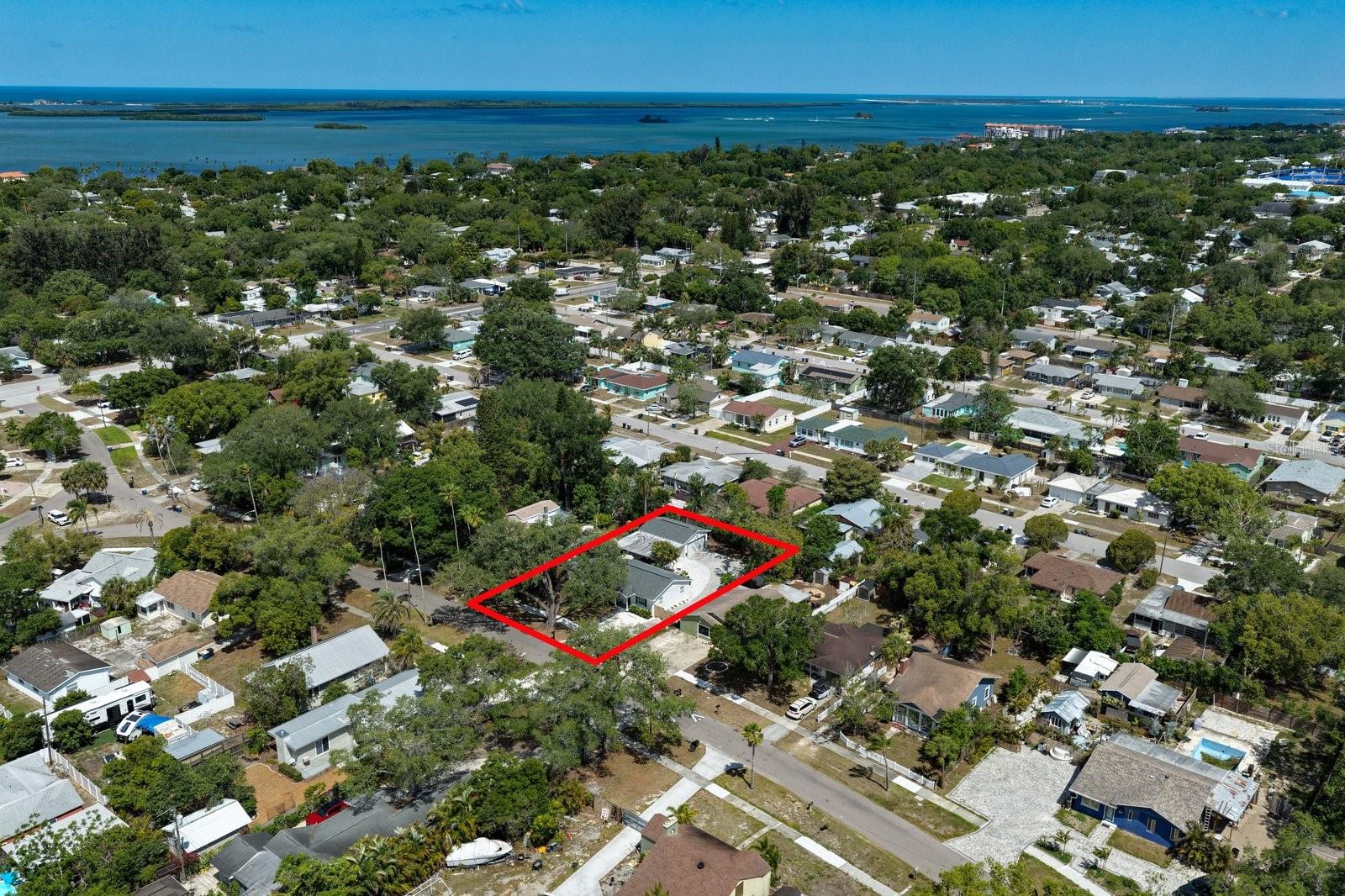 SHADOW LAWN - Residential