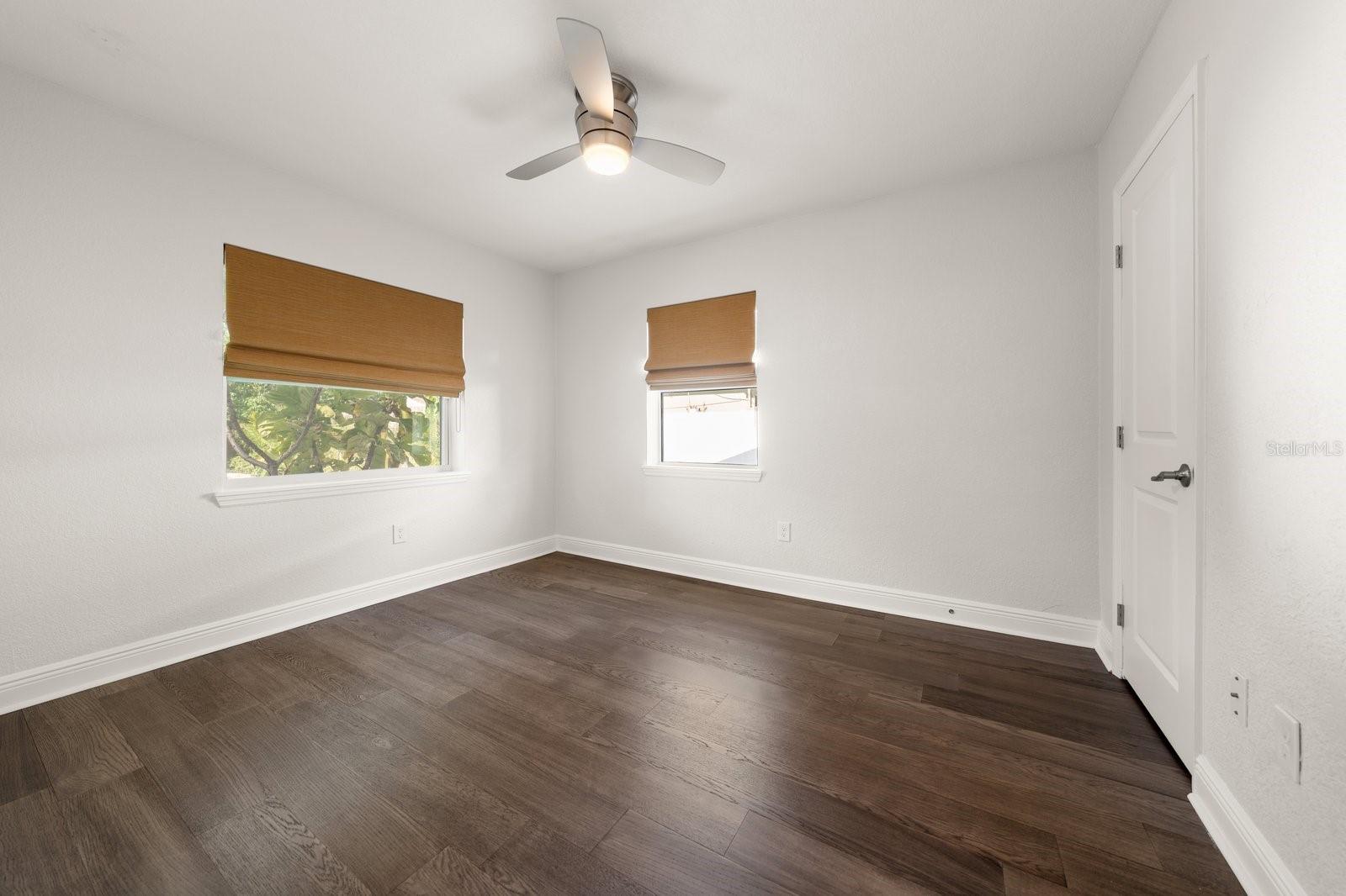 SHADOW LAWN - Residential