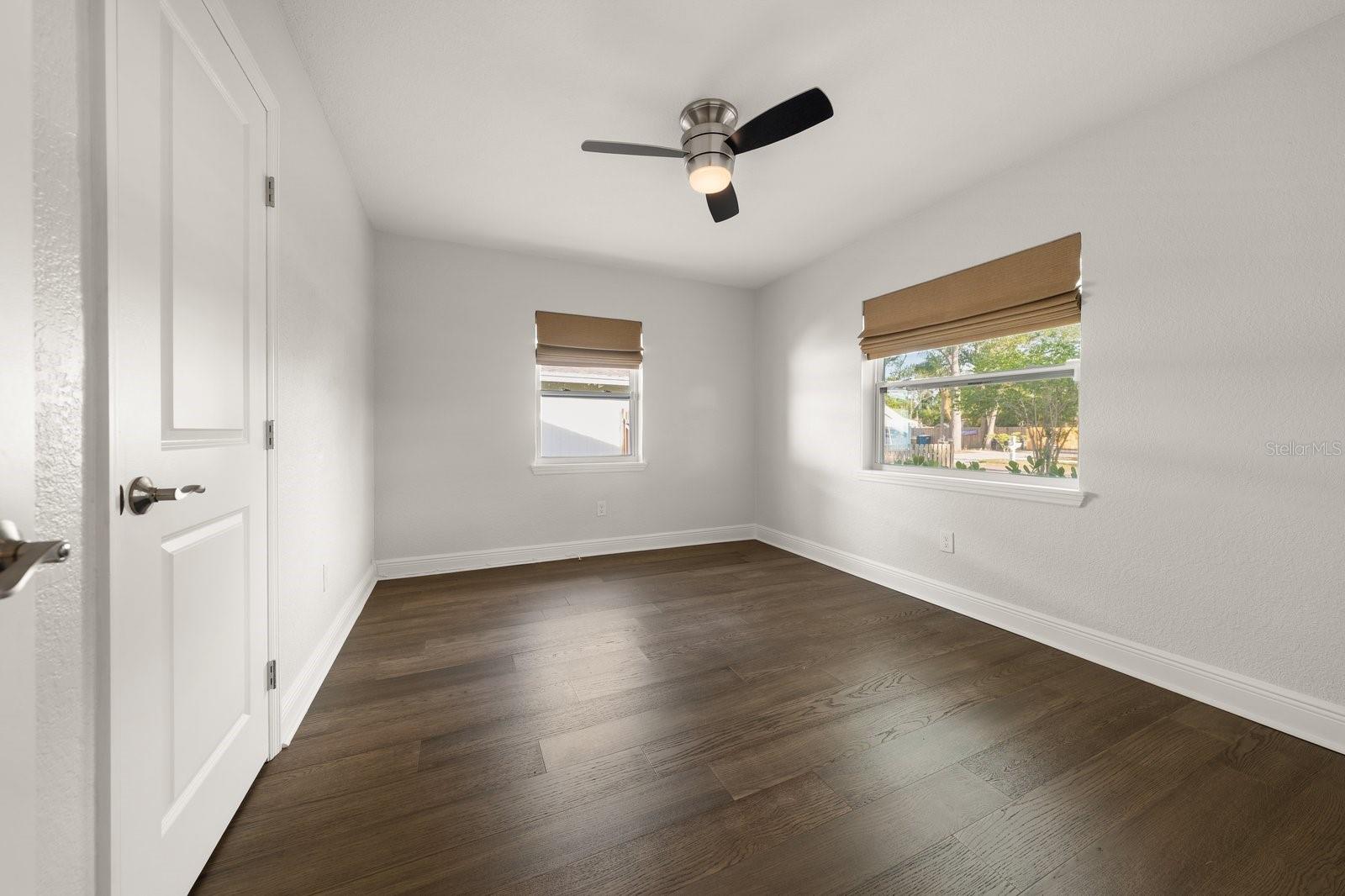 SHADOW LAWN - Residential