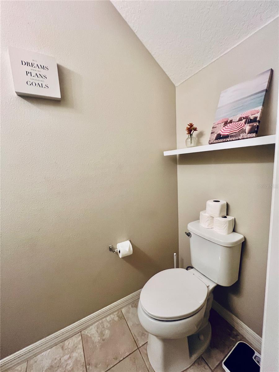 OAK CREEK PRCL 3 - Residential Lease