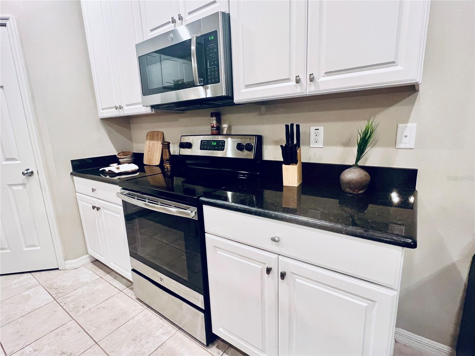 OAK CREEK PRCL 3 - Residential Lease