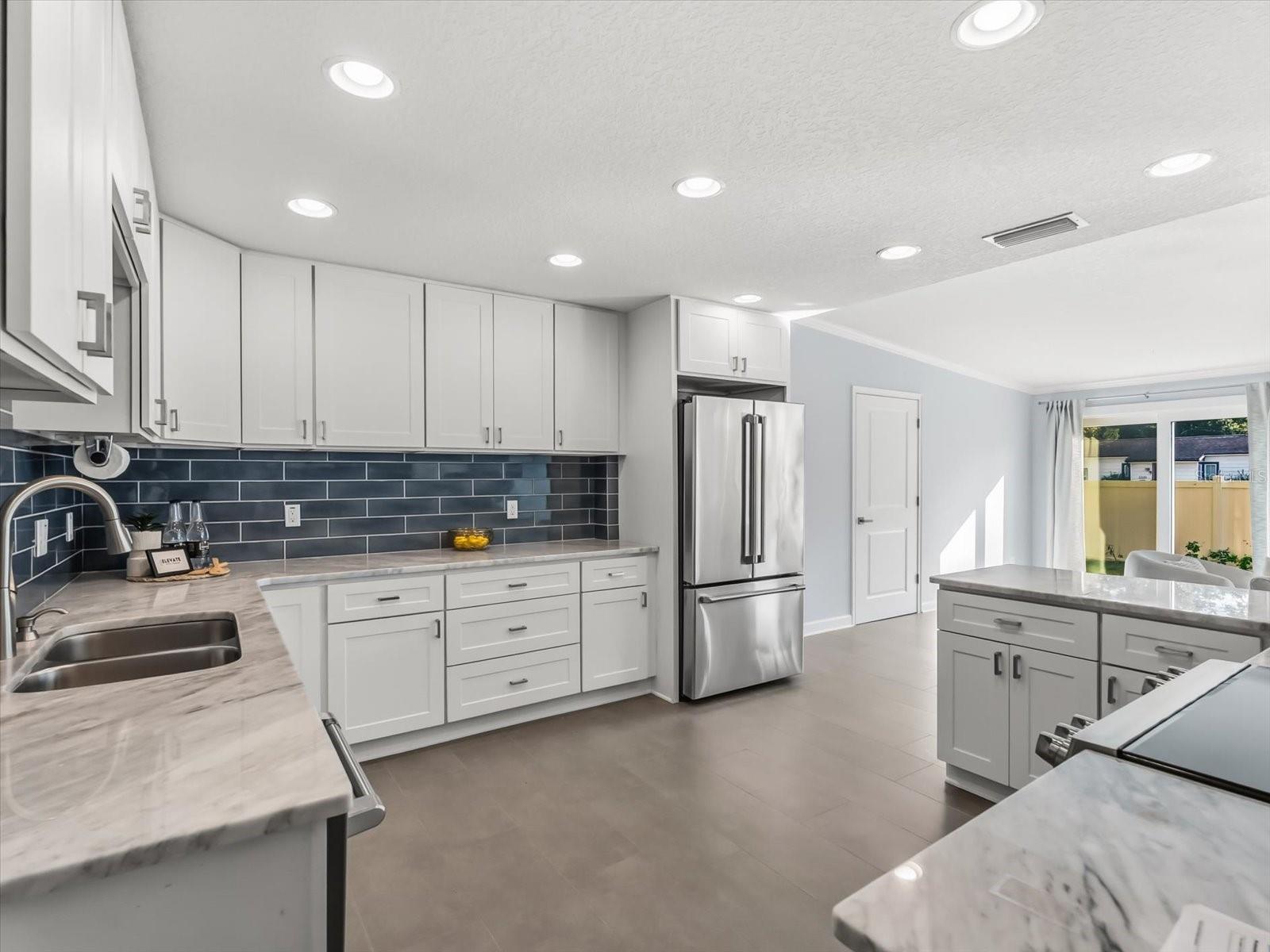 MAPLEWOOD - Residential