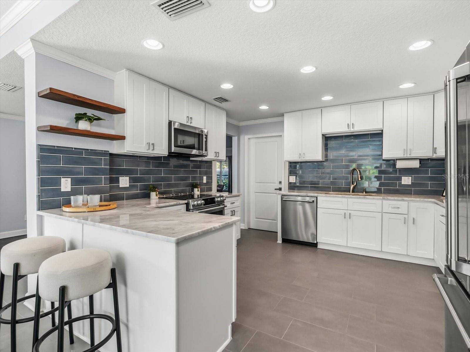 MAPLEWOOD - Residential