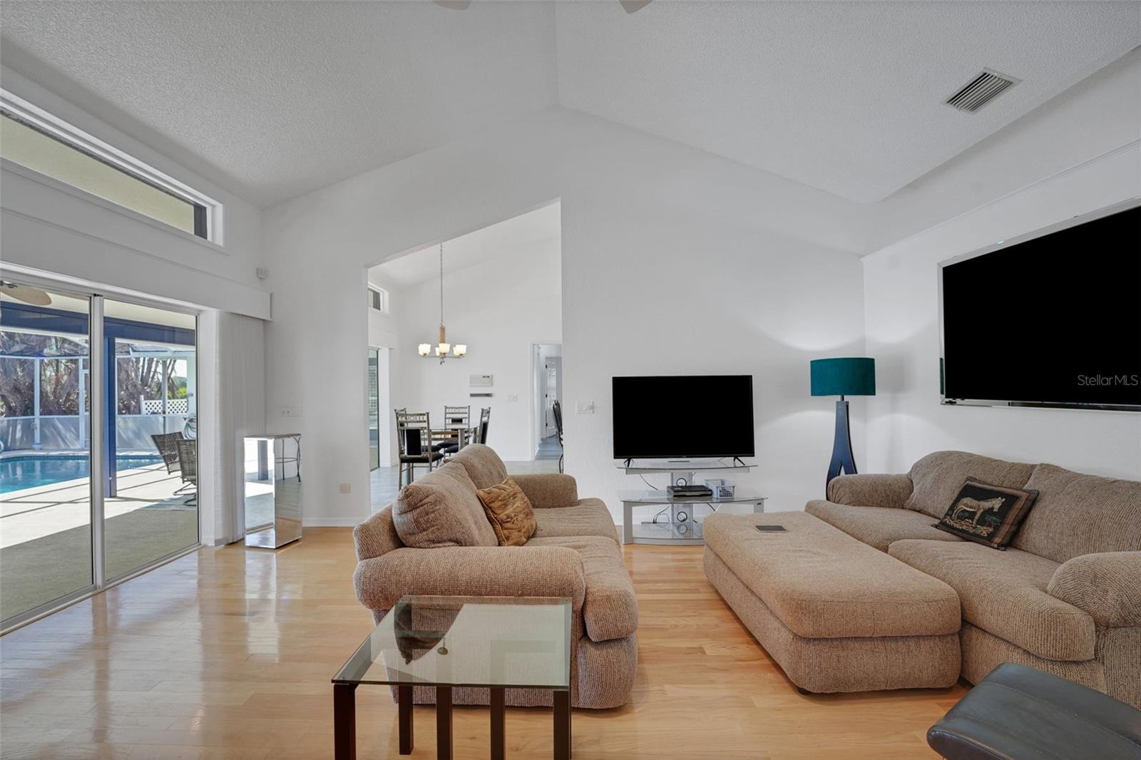 CYPRESSWOOD PLANTATIONS - Residential