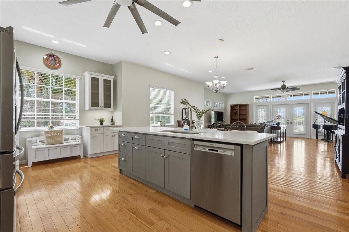 OZONA SHORES 1ST ADD - Residential