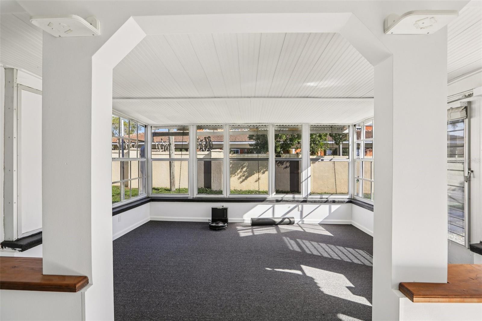 LAKE SEMINOLE VISTA SUB - Residential