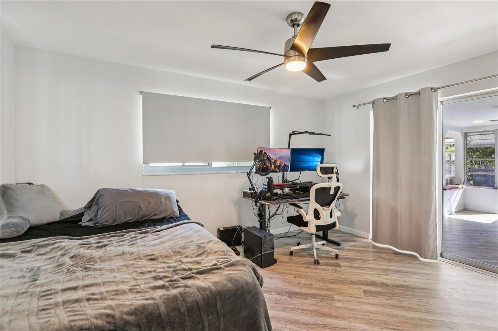 LAKE SEMINOLE VISTA SUB - Residential