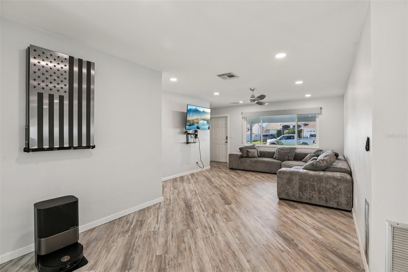 LAKE SEMINOLE VISTA SUB - Residential