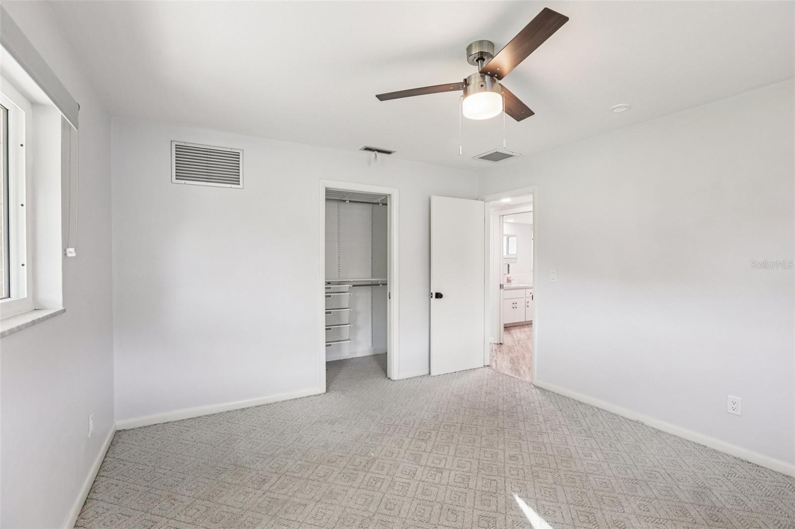 LAKE SEMINOLE VISTA SUB - Residential