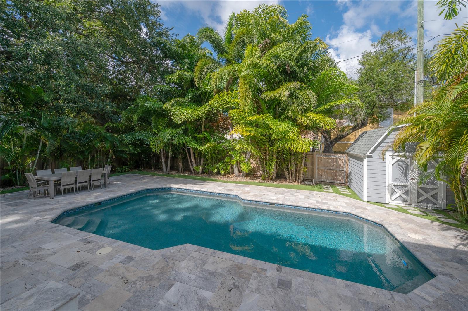 WEST HYDE PARK - Residential