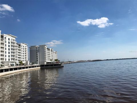 A home in NORTH PORT