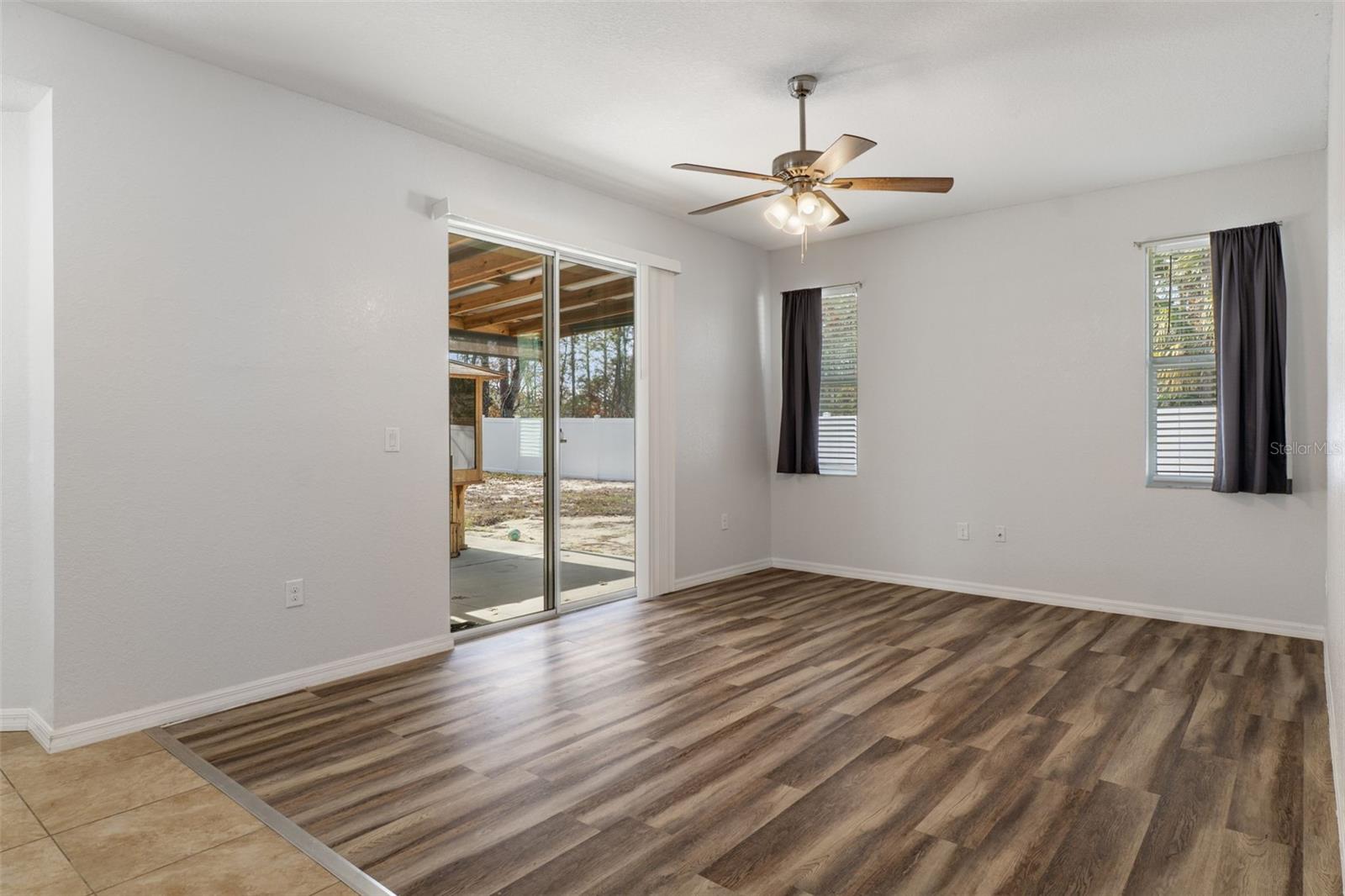 ROYAL HIGHLANDS - Residential