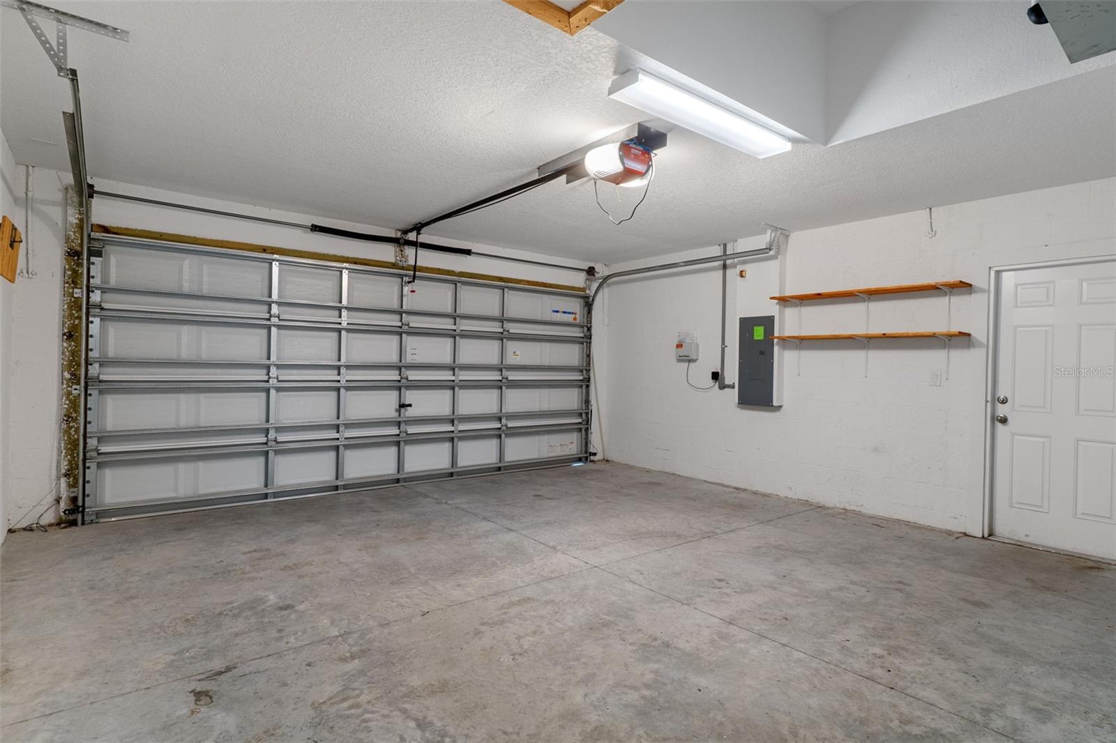 ROYAL HIGHLANDS - Residential