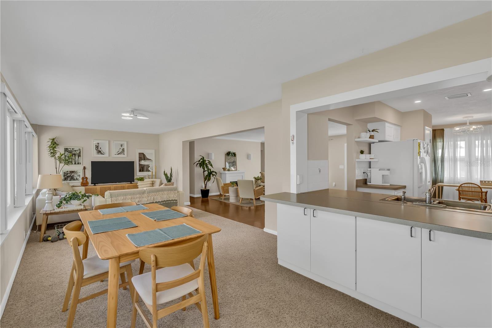 GULF GATE - Residential Lease