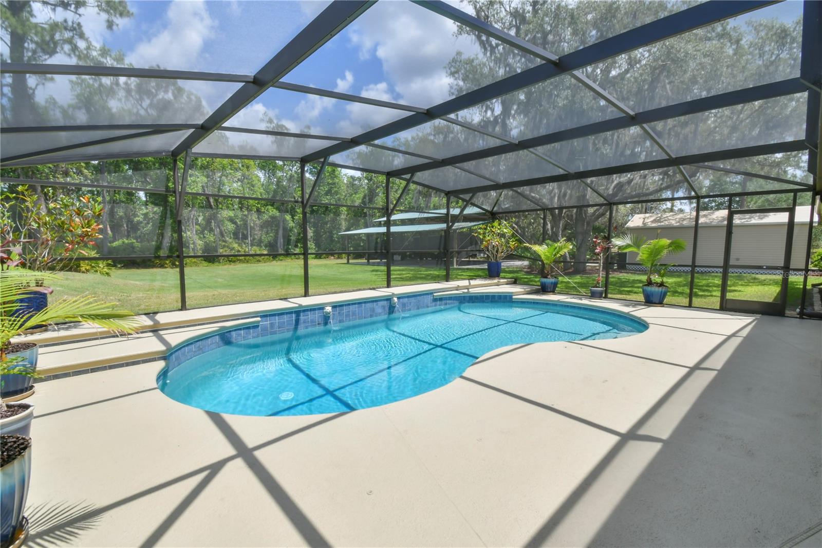 15305 SHADY LANE
