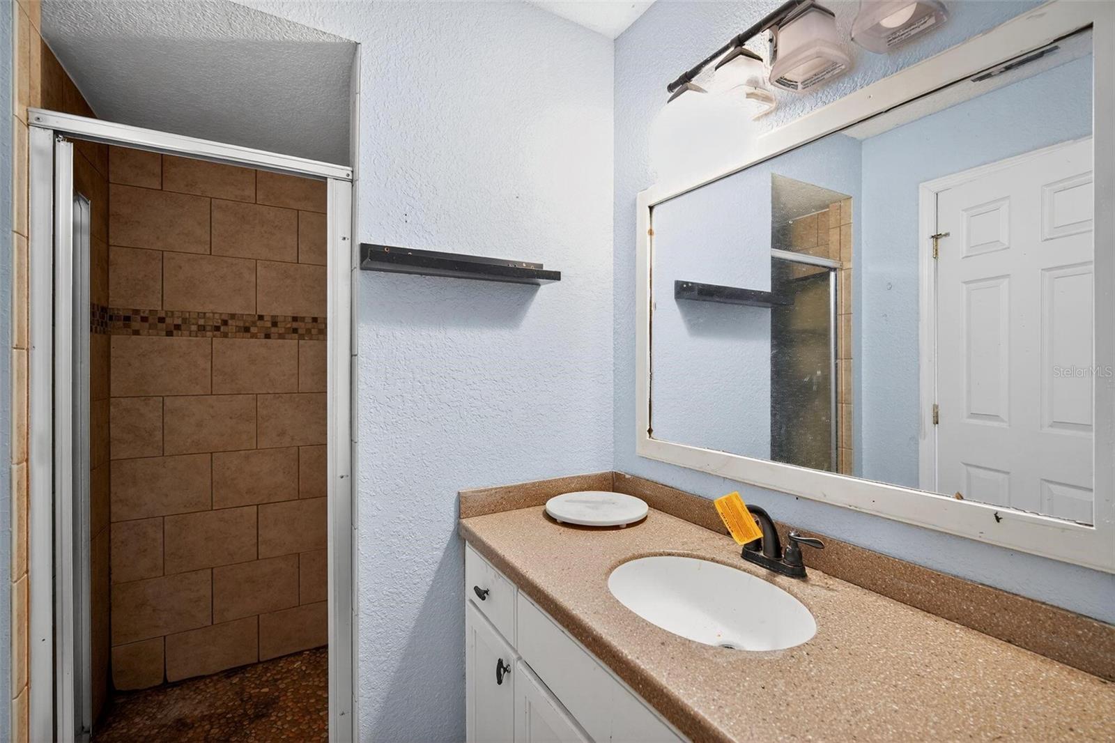 INDIAN BLUFFS ADD - Residential