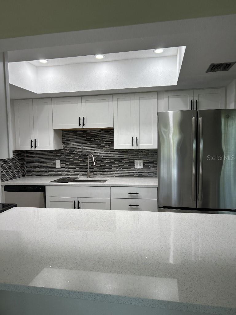 833 N KEENE ROAD W-26