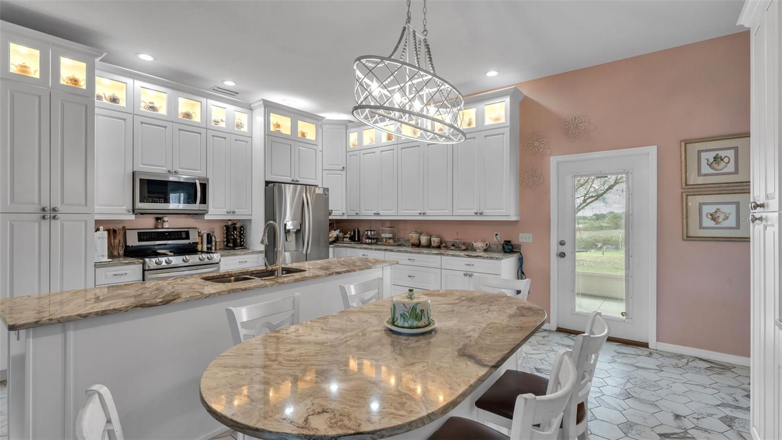 ALTURAS DEV CO SUB - Residential