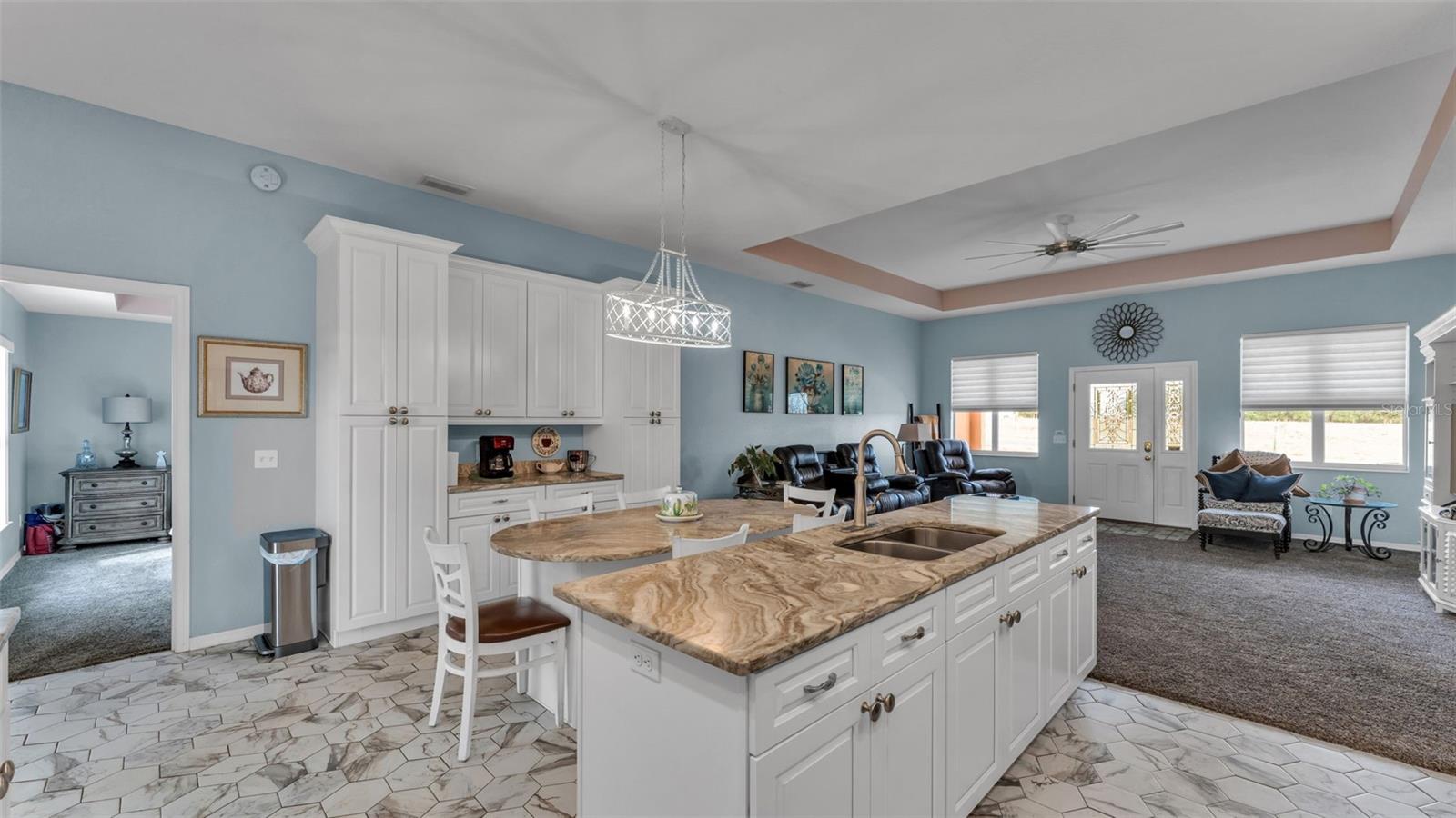 ALTURAS DEV CO SUB - Residential