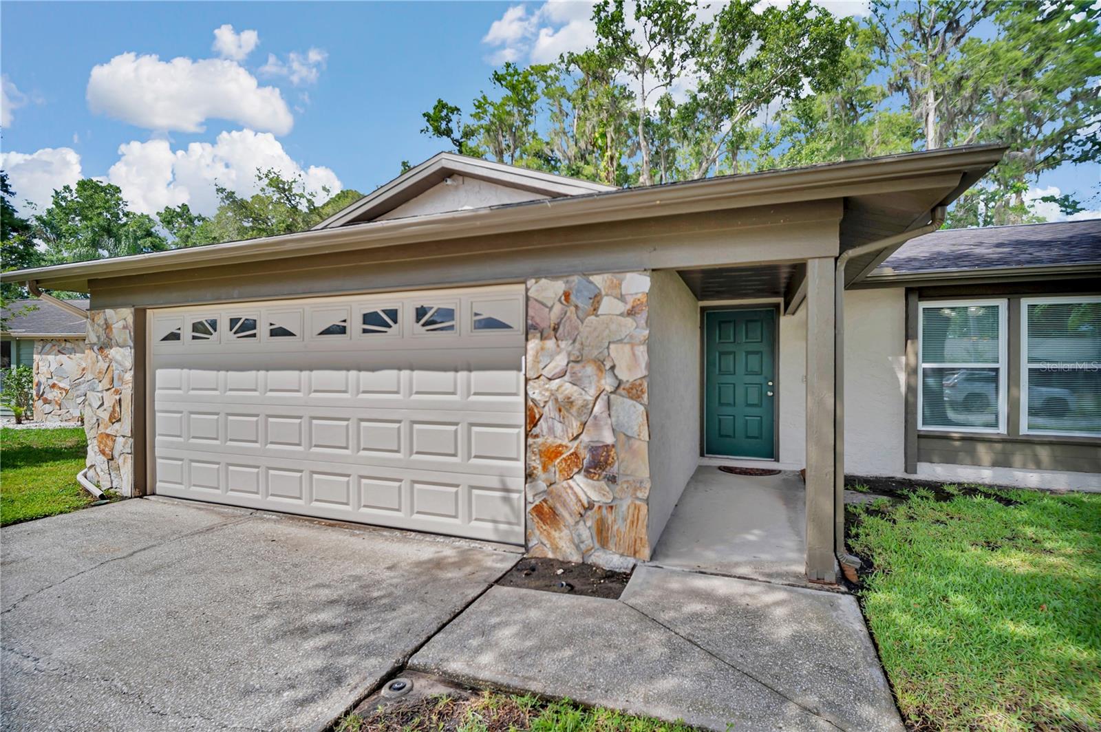 MANORS OF FOREST LAKES THE PH 2 - Residential