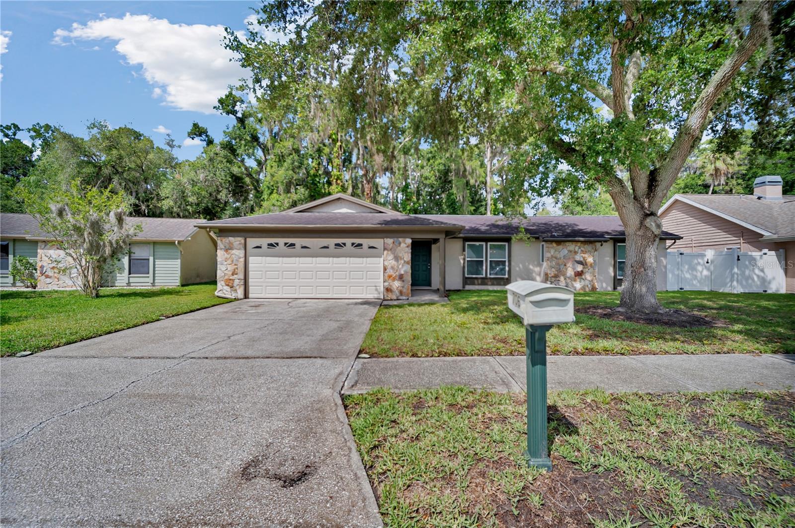 MANORS OF FOREST LAKES THE PH 2 - Residential