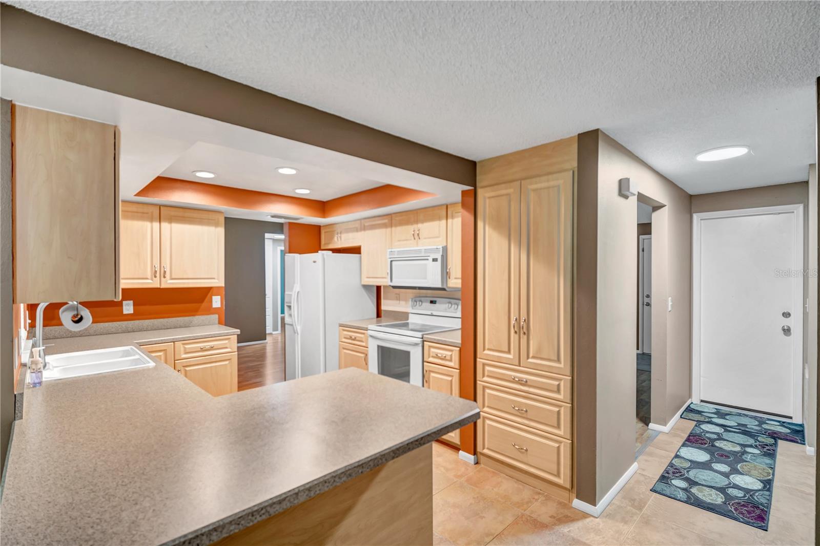 MANORS OF FOREST LAKES THE PH 2 - Residential