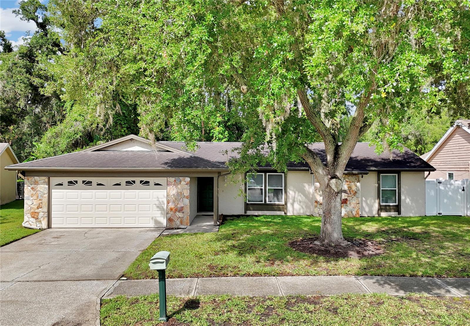 MANORS OF FOREST LAKES THE PH 2 - Residential