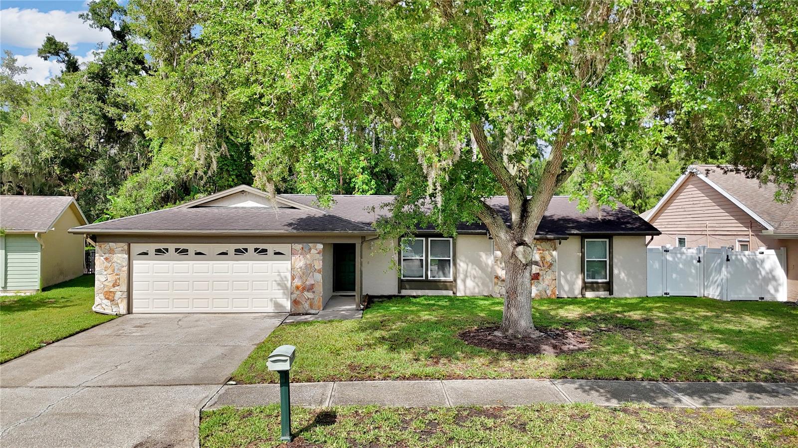 MANORS OF FOREST LAKES THE PH 2 - Residential