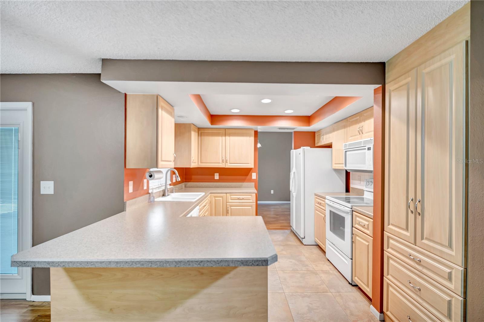 MANORS OF FOREST LAKES THE PH 2 - Residential