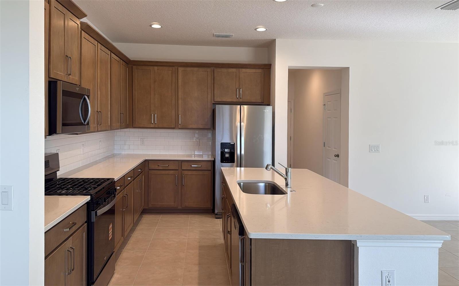 6863 SPANISH IMPERIAL STREET