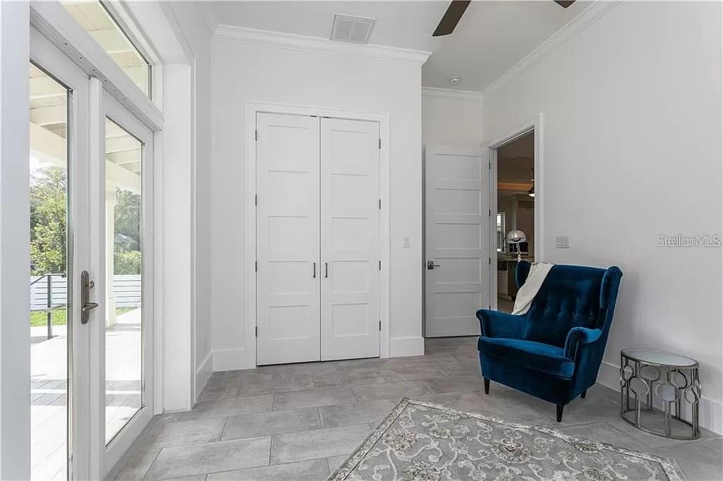 POWERS CENTRAL PARK SUB - Residential Lease