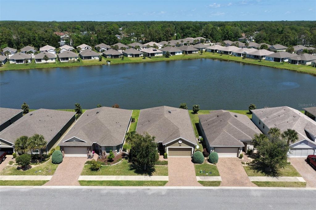 Photo of 124 Park Place Circle, Palm Coast, FL 32164 (MLS # FC318010)