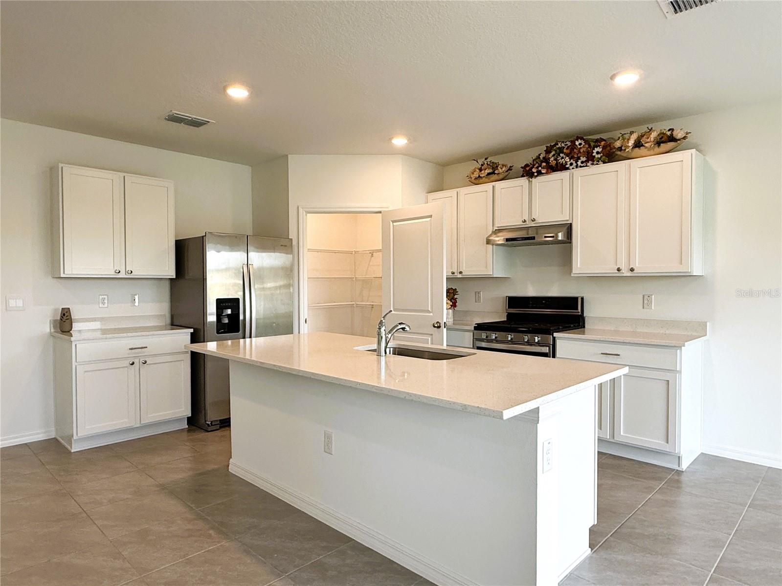 TWO RIVERS PRCL PH A PRCL A2 - Residential Lease