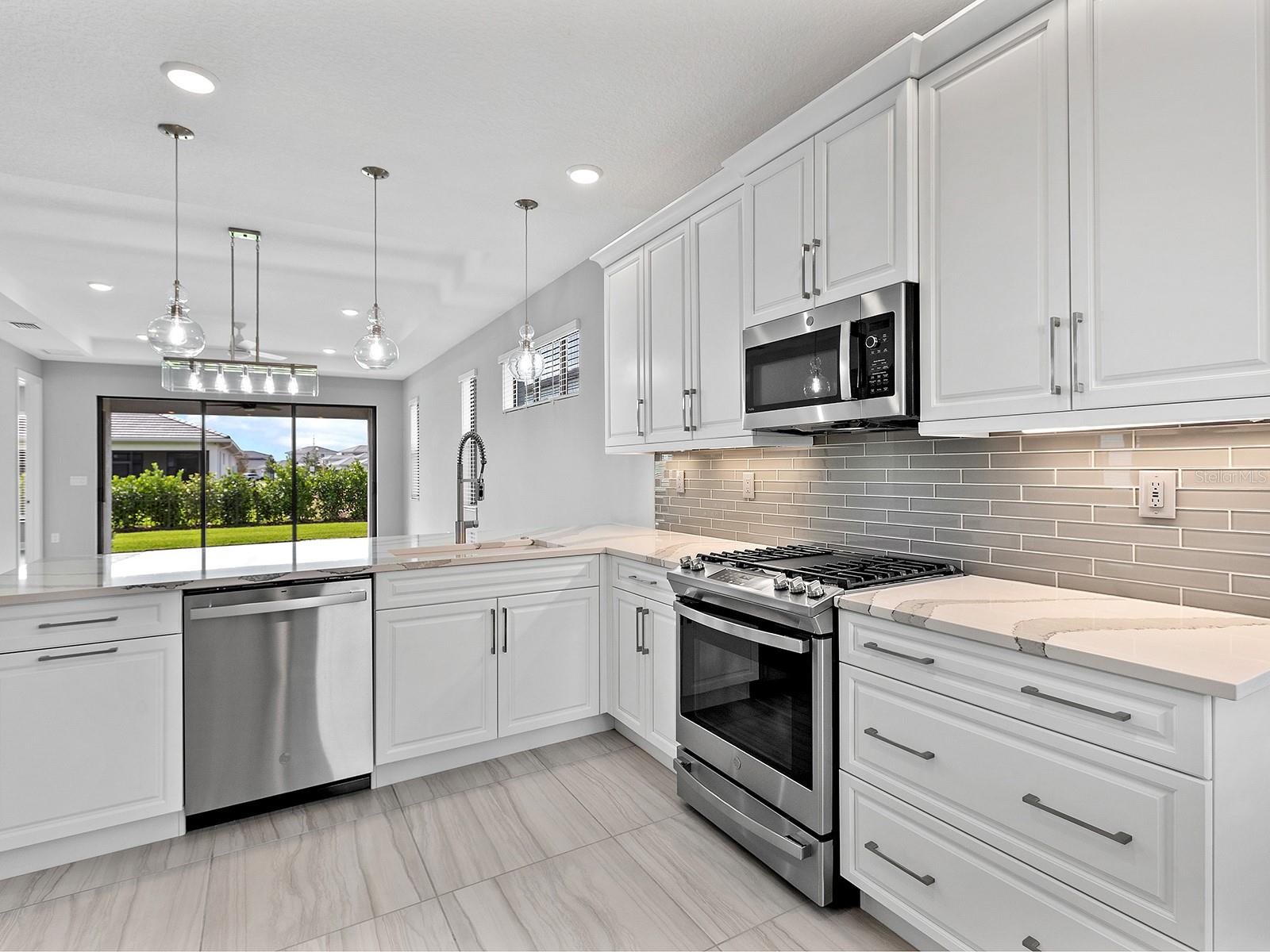 CRESSWIND PH III - Residential