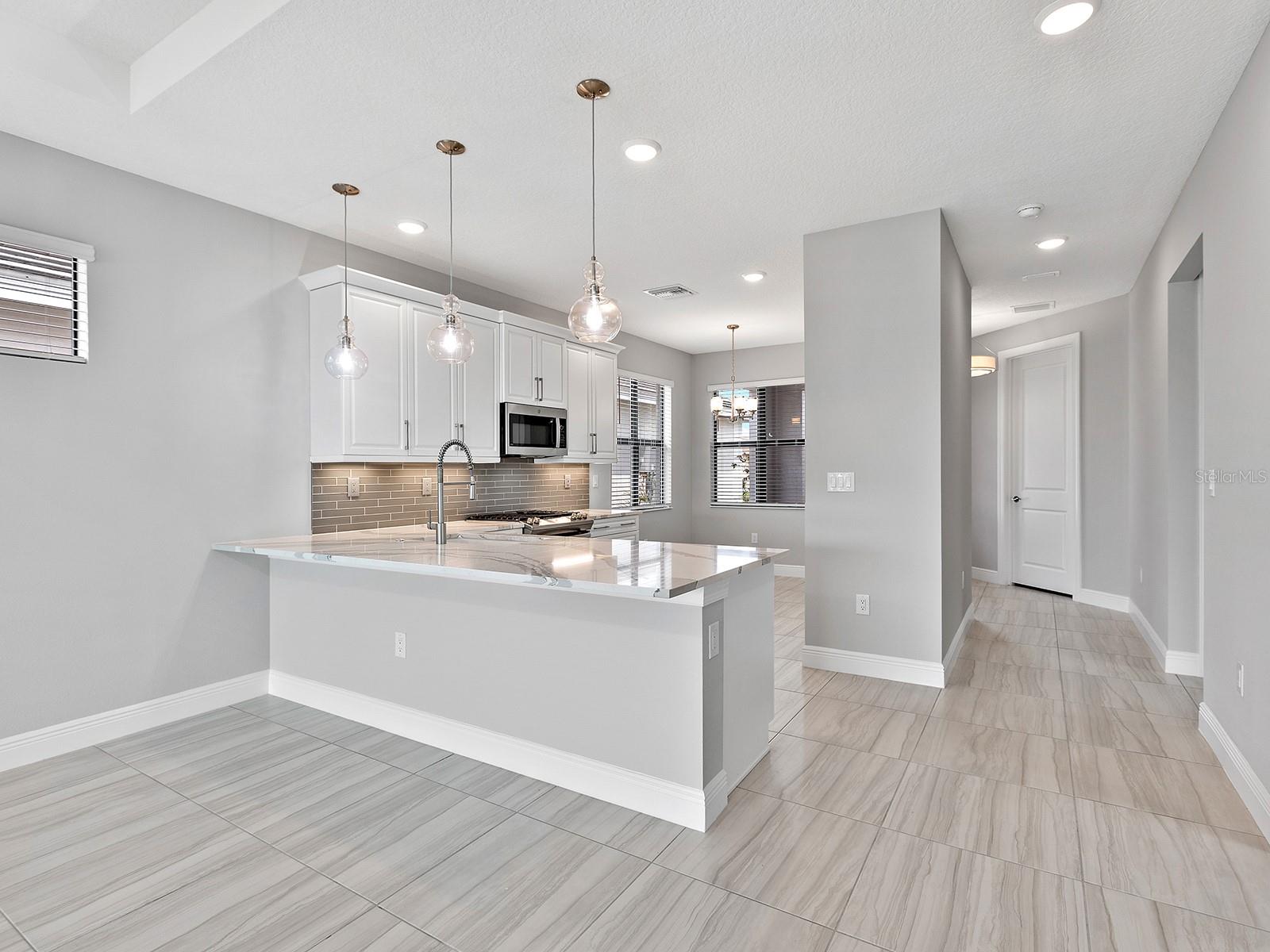 CRESSWIND PH III - Residential