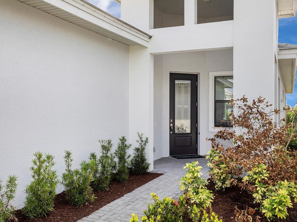 Photo of 4927 Carova Way, Bradenton, FL 34211 (MLS # A4665877)
