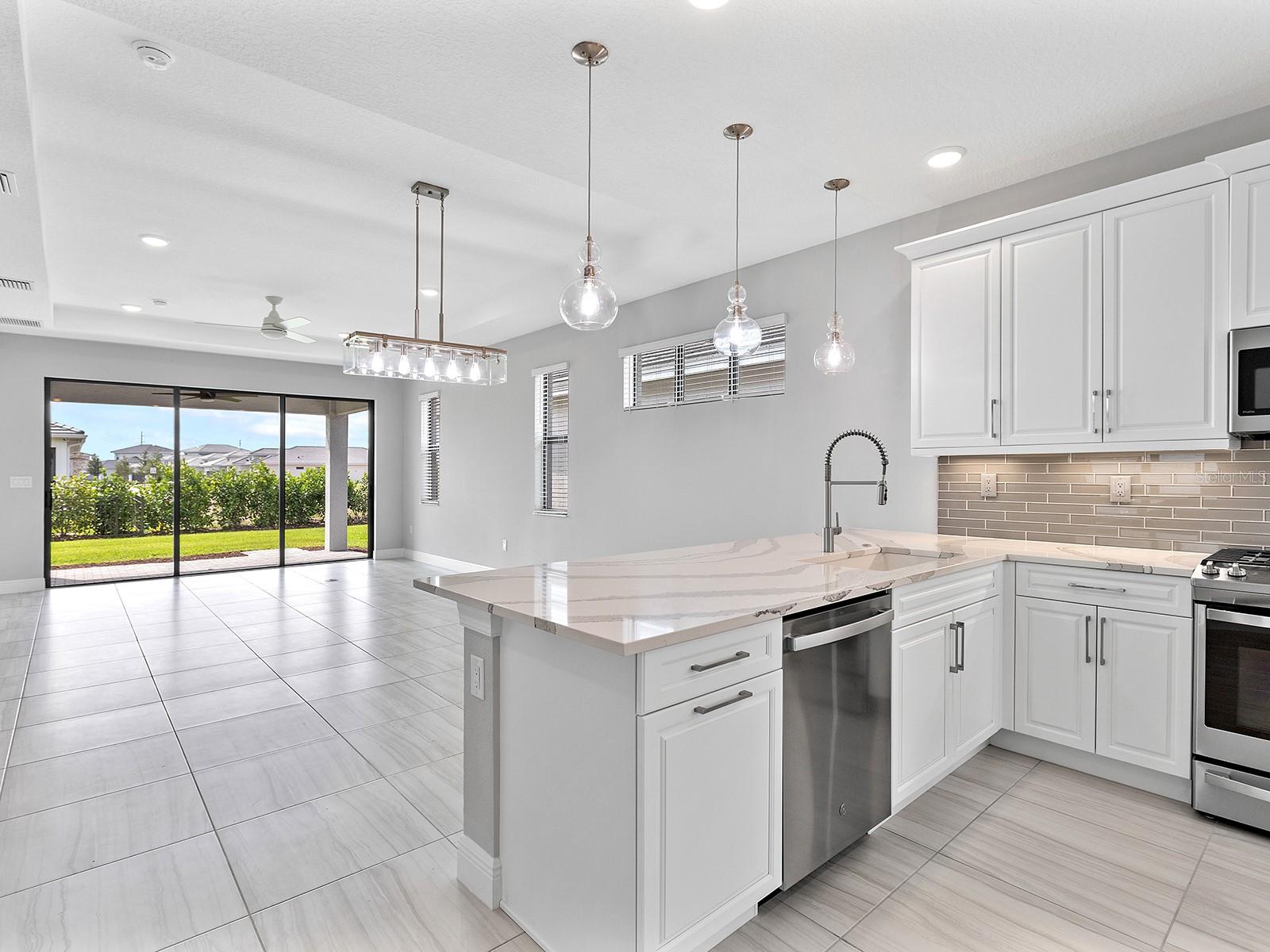 CRESSWIND PH III - Residential