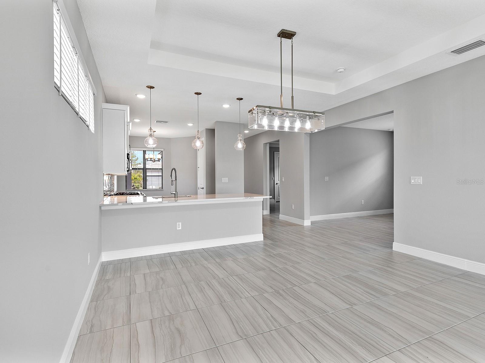 CRESSWIND PH III - Residential