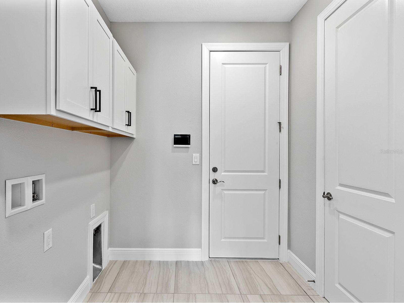 CRESSWIND PH III - Residential