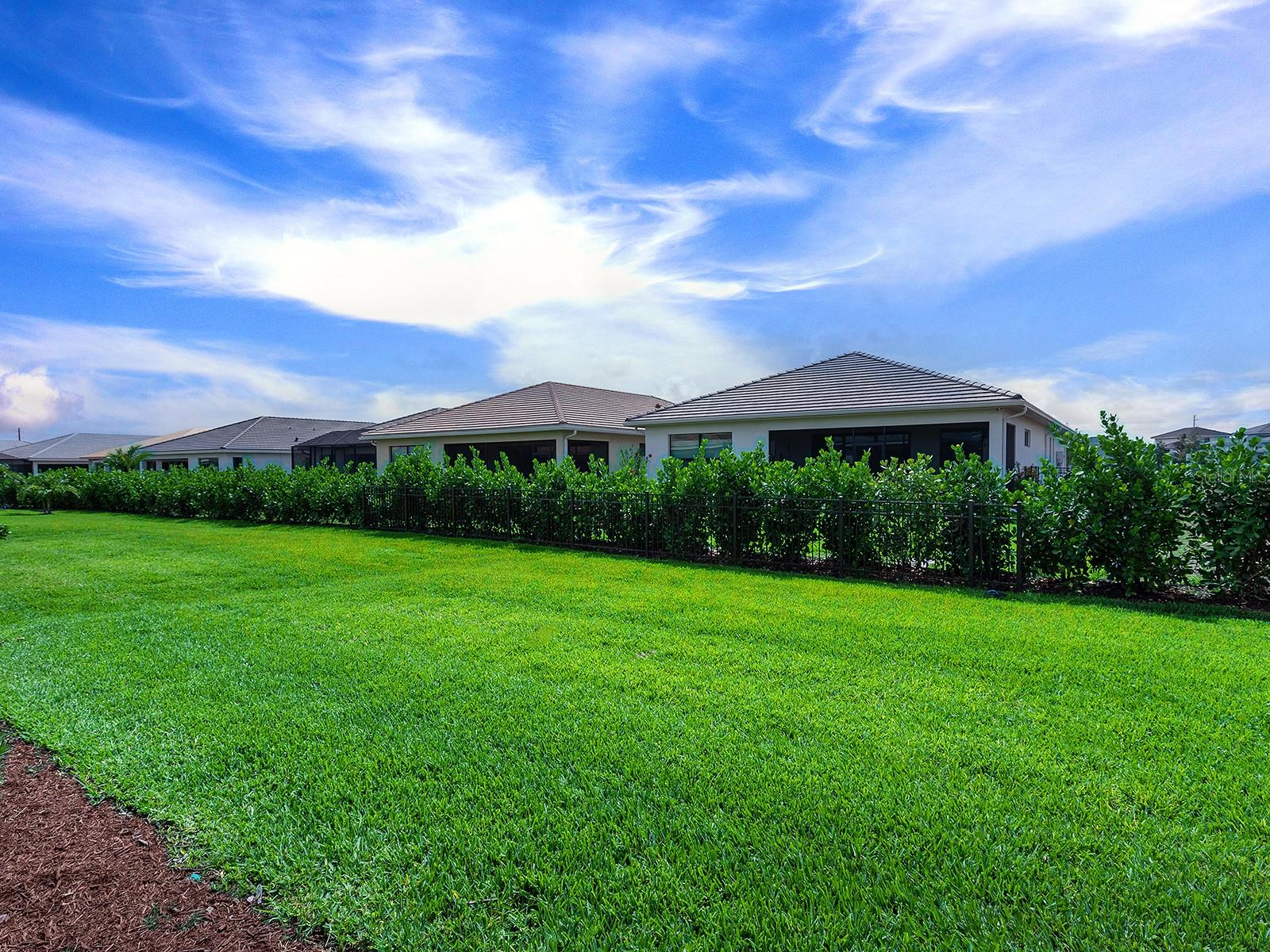 CRESSWIND PH III - Residential