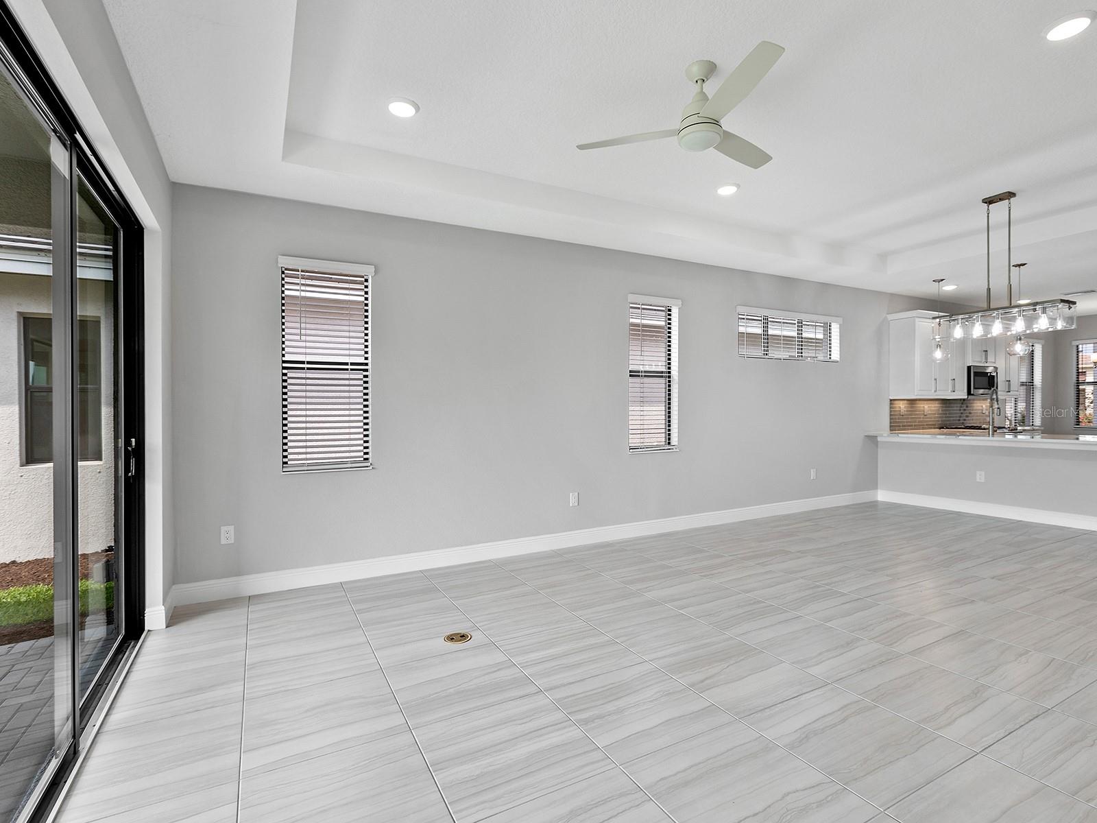 CRESSWIND PH III - Residential