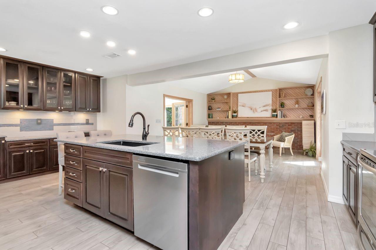 PATTY ANN ACRES - Residential