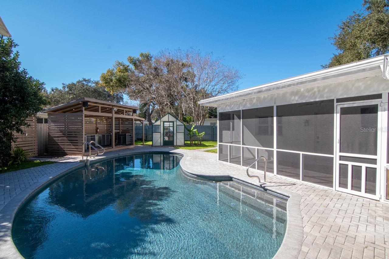 PATTY ANN ACRES - Residential