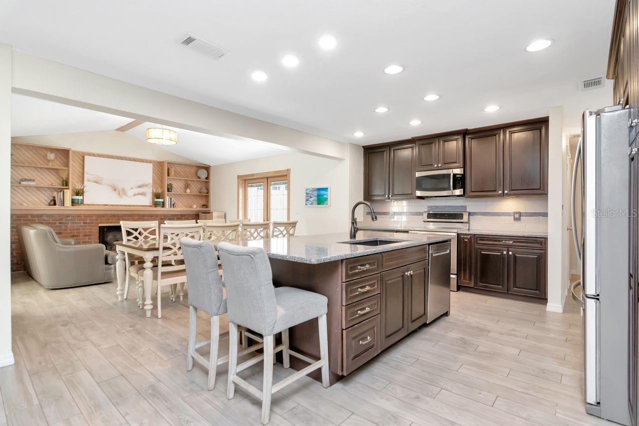 PATTY ANN ACRES - Residential