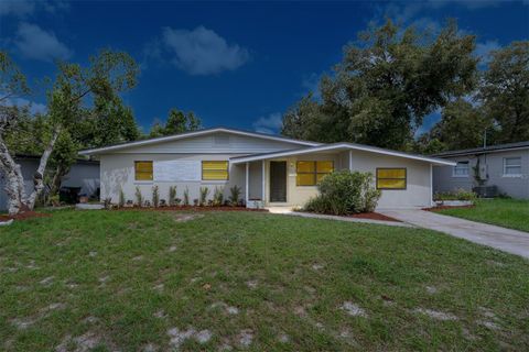 Photo of 1545 Hialeah Street, Orlando, FL 32808 (MLS # O6352237)