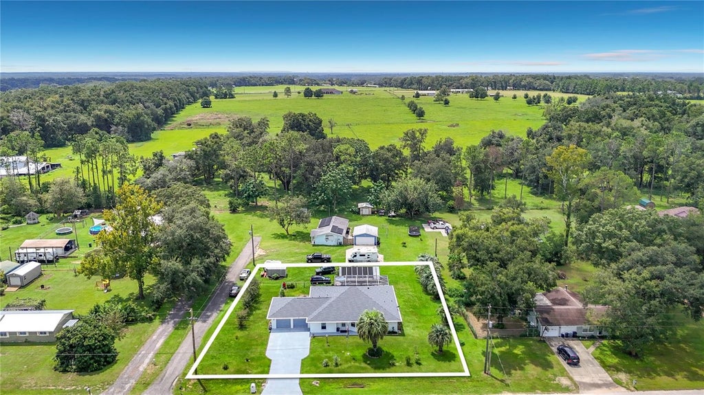Photo of 40312 Sunburst Drive, Dade City, FL 33525 (MLS # TB8543104)