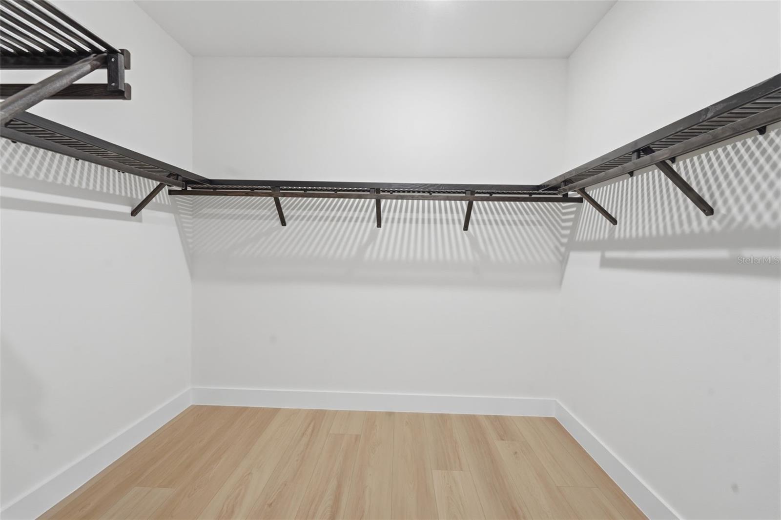 RICHMOND TERRACE - Residential