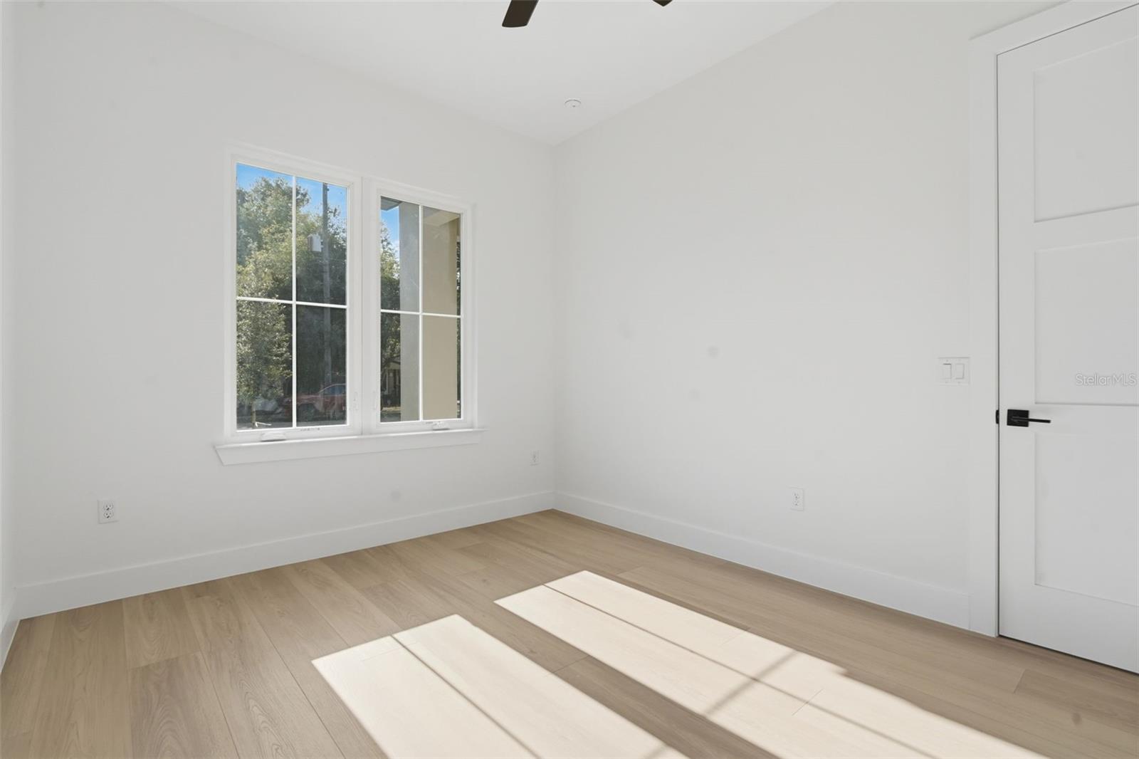 RICHMOND TERRACE - Residential